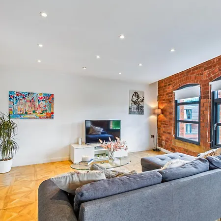 Luxury 2br - Prestigious Calls - Centre Apartment *